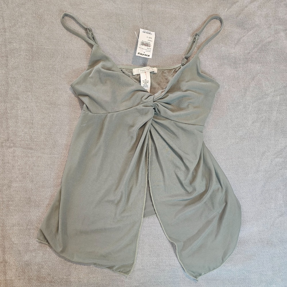 Full Tilt Womens Twist Front Flyaway Top Small Asymmetrical Hem Olive Green NWT